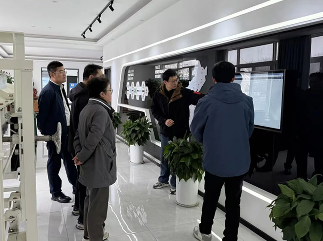 大地工程开发集团领导莅临环保除尘设备厂家徐州博源科技参观考察，共谋合作新篇！